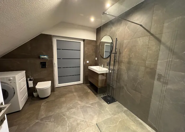 Modern House Gehrden Auf 2 Etagen, Nice Garten, Barbecue, Contactless Check-In, Free Parking