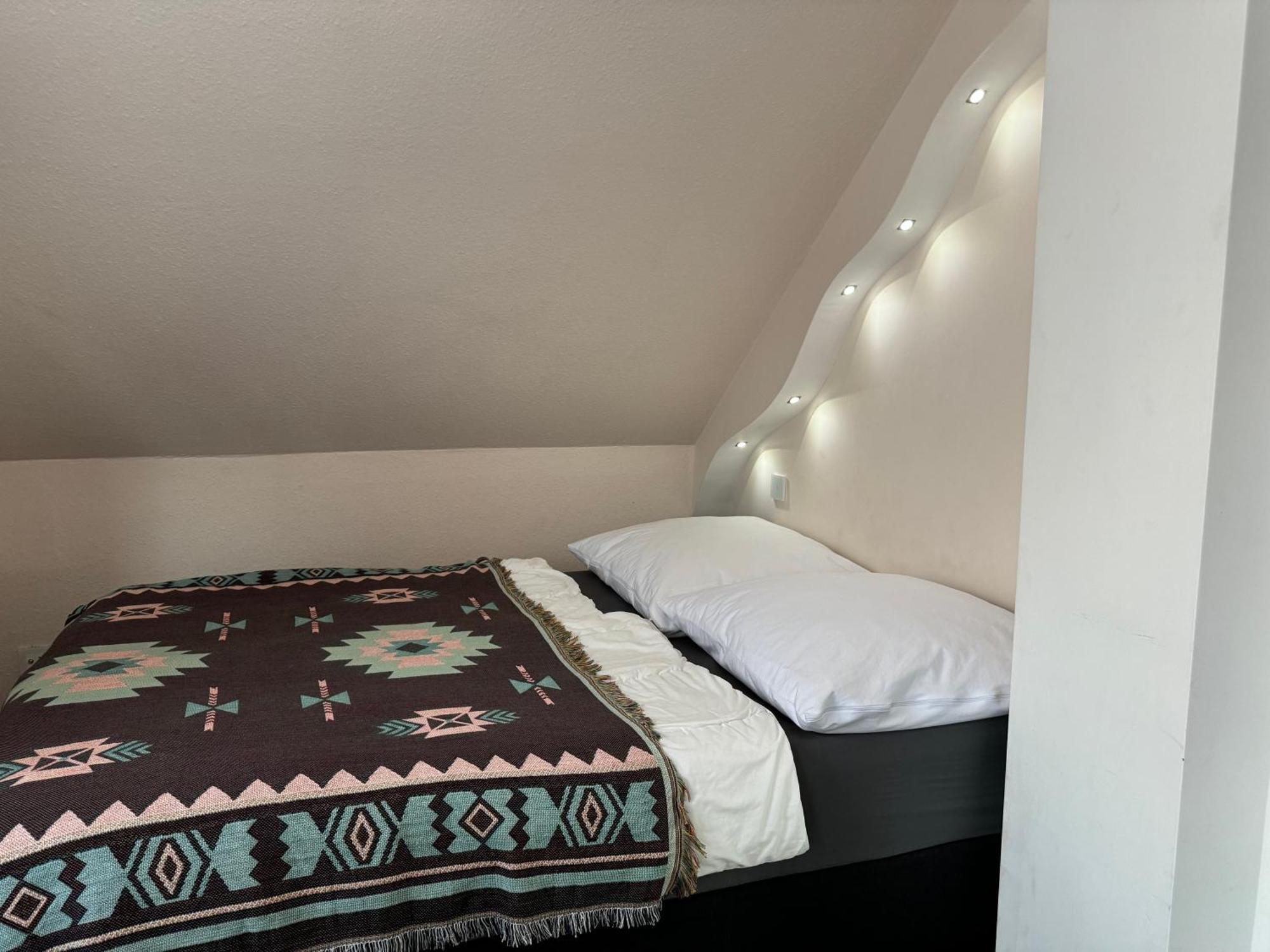 Modern House Gehrden Auf 2 Etagen, Garten, Barbecue, Contactless Check-in, Free Parking Apartment *