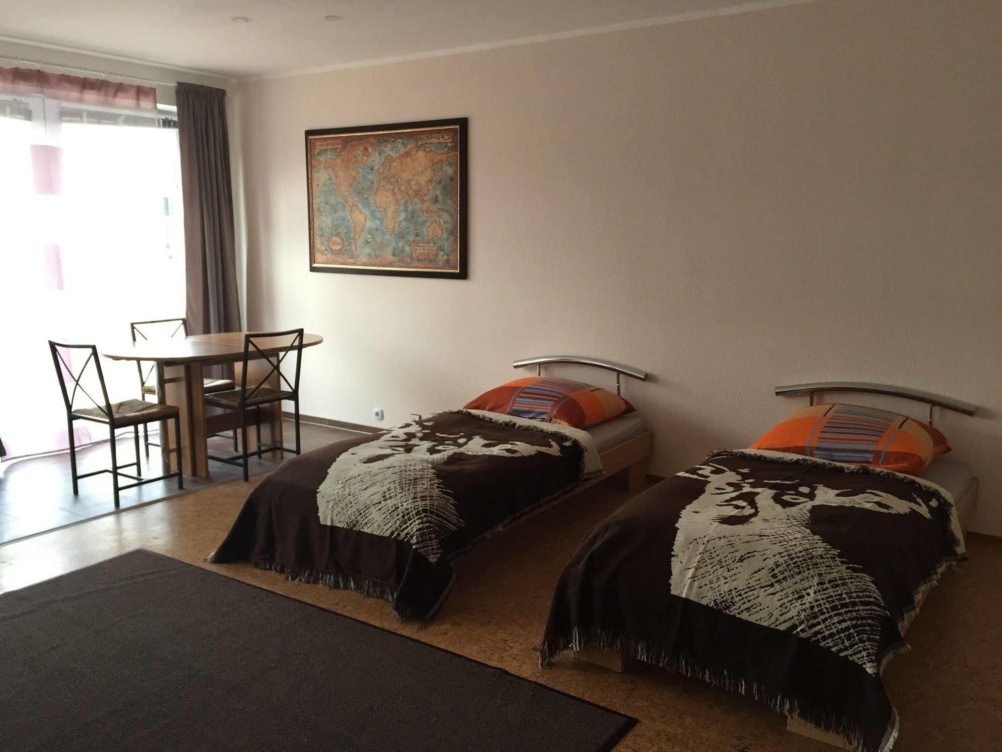 Apartment Modern House Gehrden Auf 2 Etagen, Garten, Barbecue, Contactless Check-in, Free Parking *