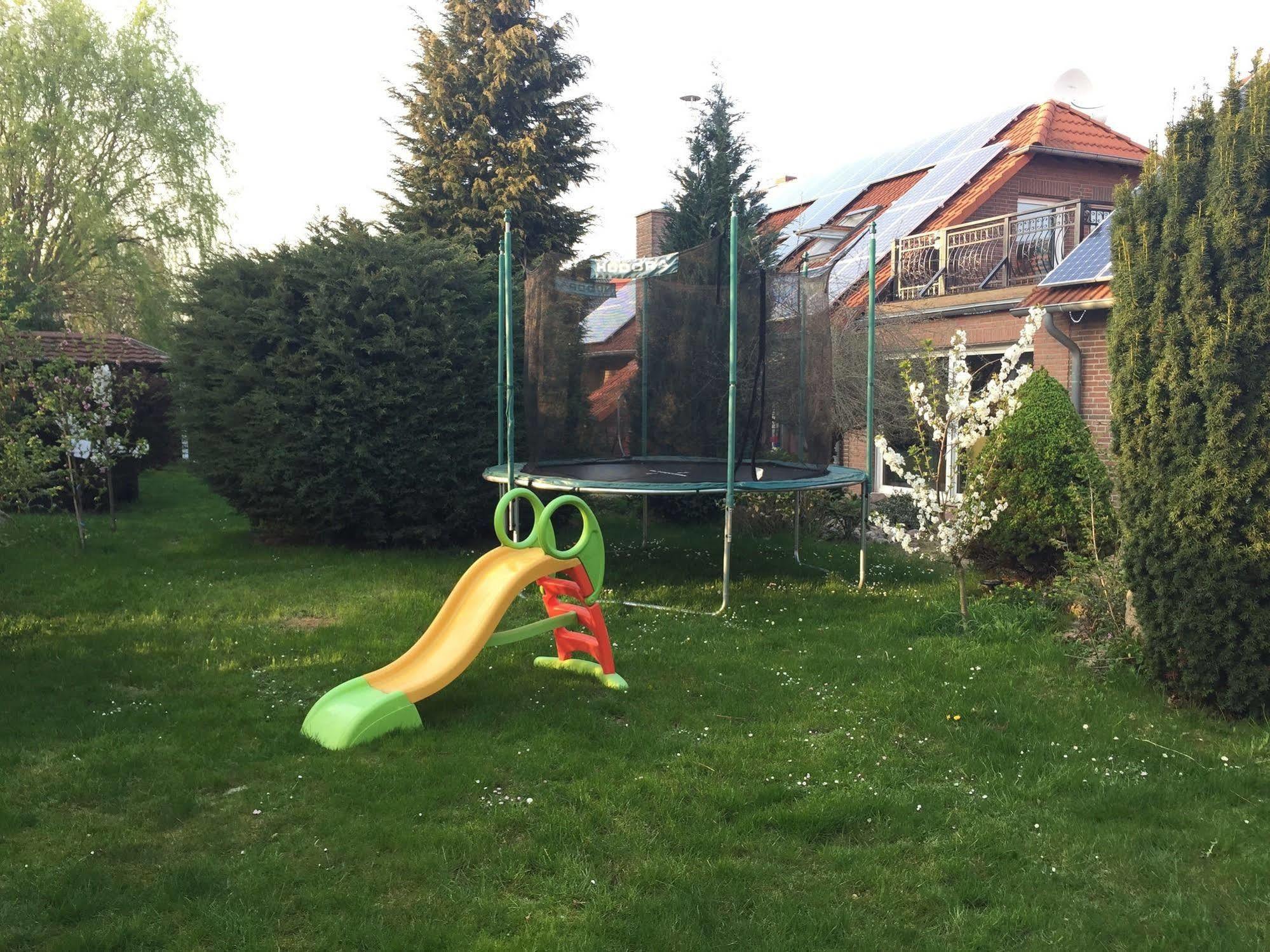 Modern House Gehrden Auf 2 Etagen, Garten, Barbecue, Contactless Check-in, Free Parking Apartment